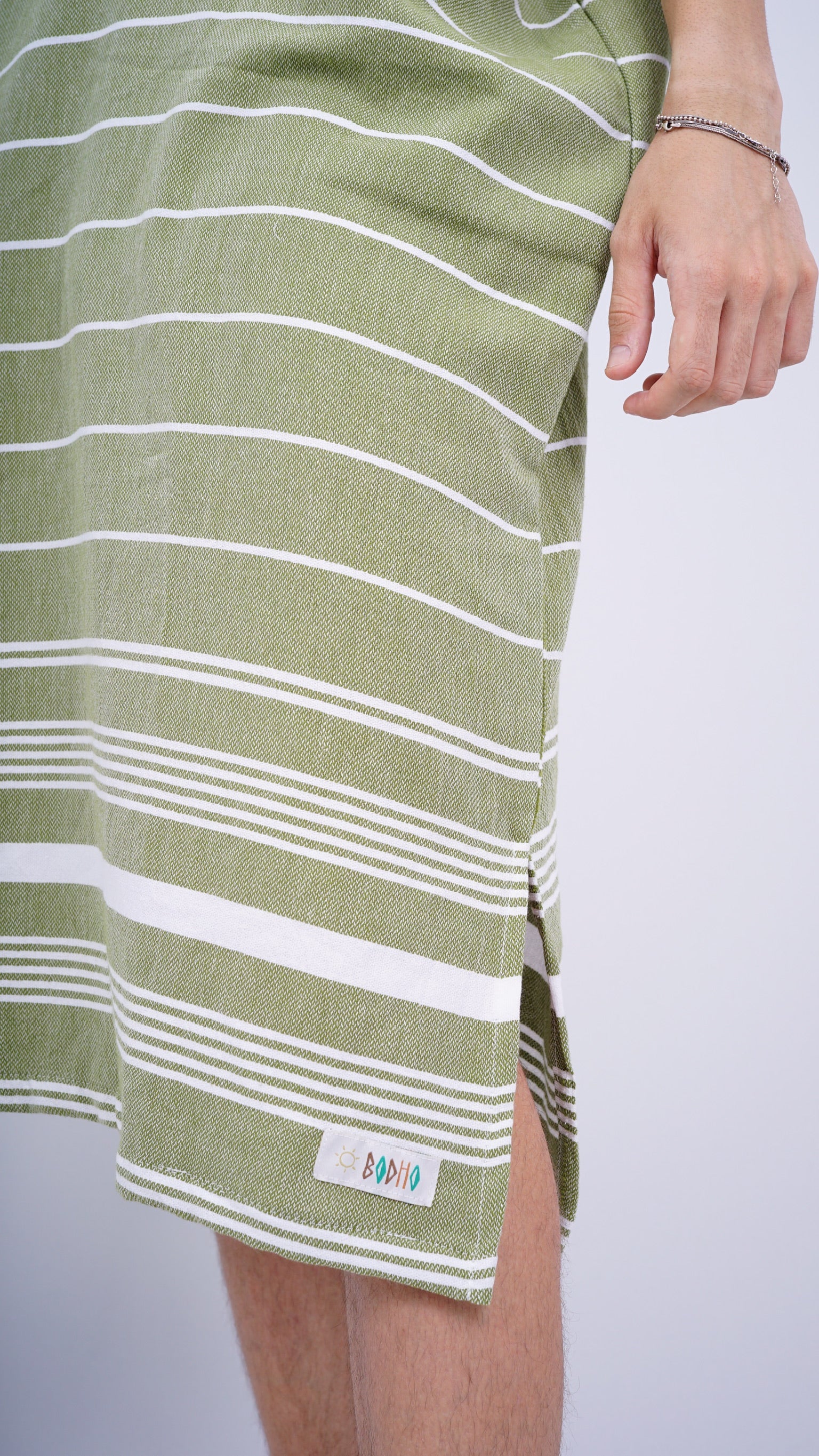 Turkish Cotton Hooded Beach Poncho – Quick Dry Sand-Free Changing Towel