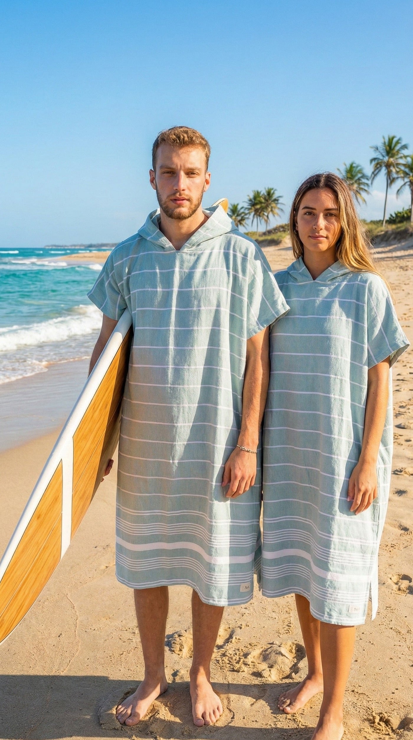 Turkish Cotton Hooded Beach Poncho – Quick Dry Sand-Free Changing Towel